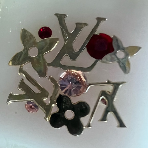 Louis Vuitton Hair Tie - Picture 5 of 8